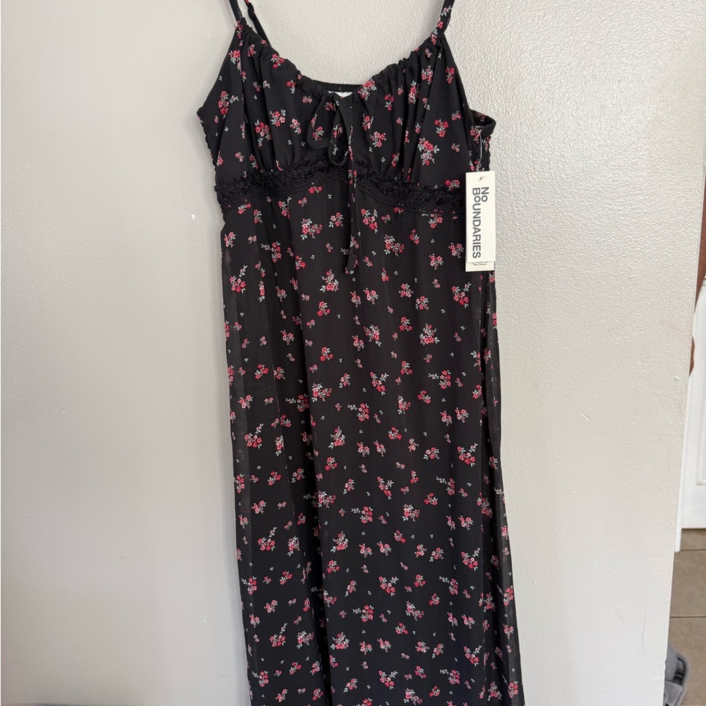 No Boundaries Black and Pink Floral Chemise